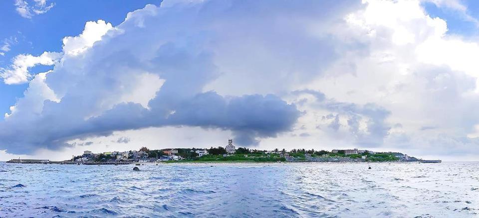 福緣白龍宮海景 Apartment Xiaoliuqiu Bagian luar foto